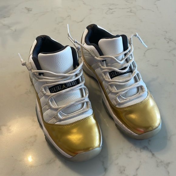 Nike Air Jordan 11 Retro Low Closing Ceremony - Picture 1 of 10